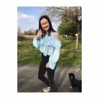 Leonie, babysitter à Cenon