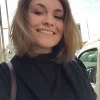 Emma, babysitter à Bordeaux