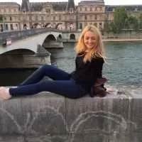 Veronika, babysitter à Joinville le Pont