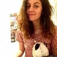 Emilie, babysitter à Saint Benoit