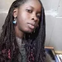 Thiore, babysitter à Laudun l Ardoise