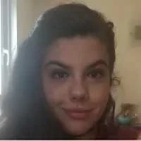 Victoria, babysitter à Le Peage de Roussillon