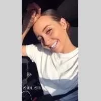 Charlotte, babysitter à Beauchamp