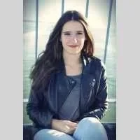 Jade, babysitter à Saint Jean d Illac