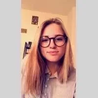 Tiffany, babysitter à La Roquette sur Siagne