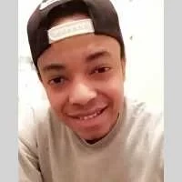 Ardan, babysitter à Marseille