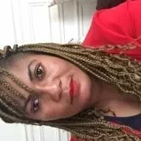 Flore Dominique, babysitter à Paris