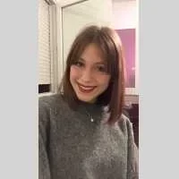 Nina, babysitter à Pessac