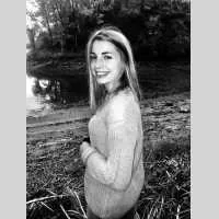 Selena, babysitter à La Roche sur Yon