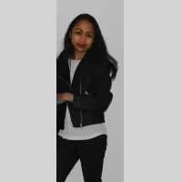 Lalaina, babysitter à Noisiel