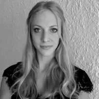 Laura, babysitter à Paris