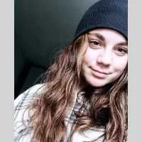 Laura, babysitter à La Londe les Maures