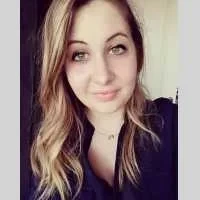 Marine, babysitter à Mandelieu la Napoule