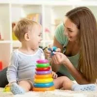 Soumia, babysitter à La Courneuve