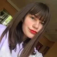 Justine, babysitter à Brest