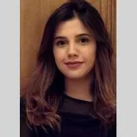 Emna, babysitter à Talence