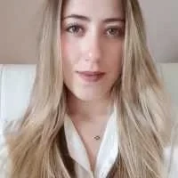 Marianne, babysitter à La Roquette sur Siagne