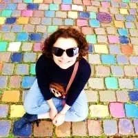 Justine, babysitter à Mantes la Jolie