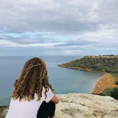 Hermine, babysitter à Nice