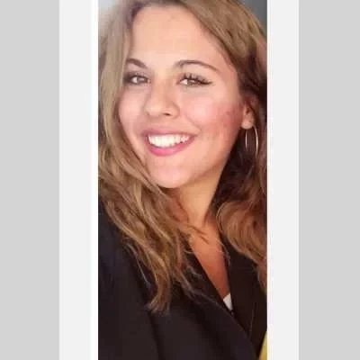 Roxana, babysitter à Le Cannet