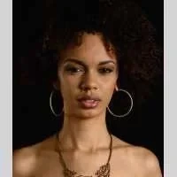 Hillary, babysitter à Nice