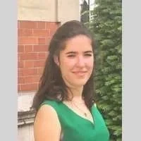 Apolline, babysitter à Versailles