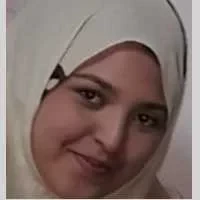 Halima, babysitter à Lille