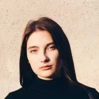 Ejbi, babysitter à Pantin