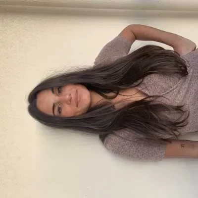 Lea, babysitter à Paris