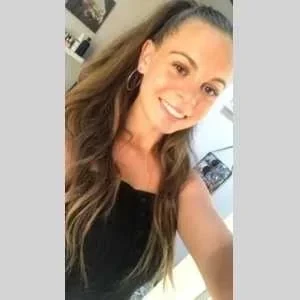 Lisa, babysitter à Le Cannet