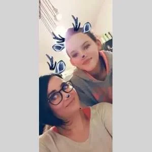 May-lee, babysitter à Plouigneau