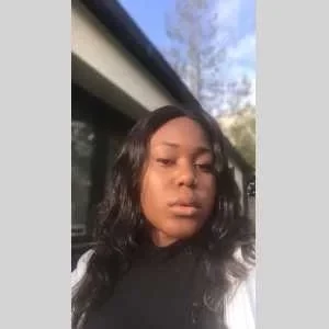 Sephora, babysitter à Paris