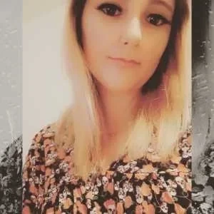 Gaelle , babysitter à Grasse