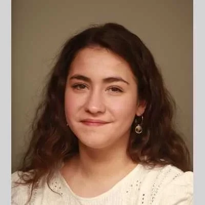 Maria emilia, babysitter à Poissy