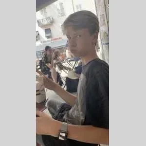 Karens, babysitter à Cannes