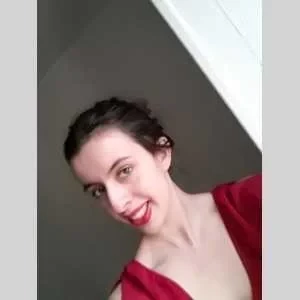 Eva, babysitter à Pessac