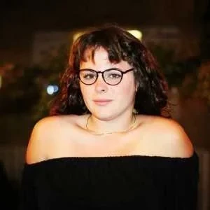 Emma, babysitter à Fronton