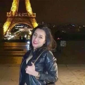 Ghizlane , babysitter à Neuilly sur Seine