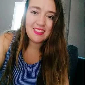 Romane, babysitter à Malaucene