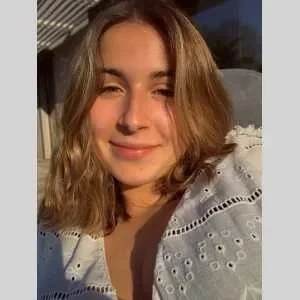 Margaux, babysitter à Bordeaux