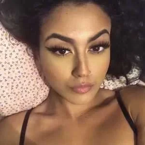 Yoldez, babysitter à Saint Denis