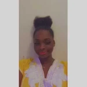 Soya , babysitter à Paris