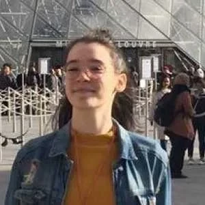 Jeanne, babysitter à Belz