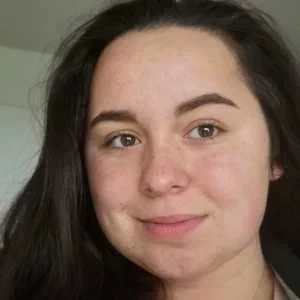 Auriane, babysitter à Taverny