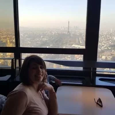 Nacera, babysitter à Cergy