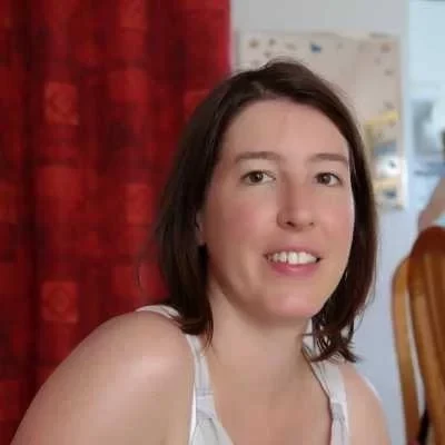 Anne, babysitter à Decines Charpieu