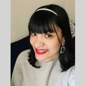 Cynthia , babysitter à Saint Ouen