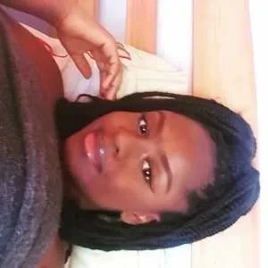 Zahraa, babysitter à Cergy