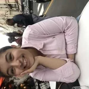 Loubna, babysitter à Fresnes