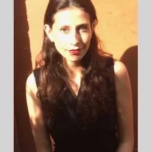 Clara, babysitter à Le Plessis Robinson